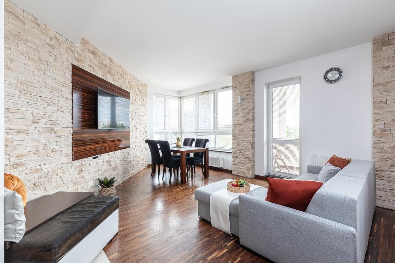 Superapart Konstancinska 2 Apartment Warsaw Exterior photo